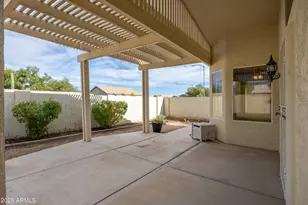 10622 W Mohawk Ln, Peoria, AZ 85382 - Photo 19