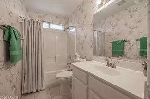 10622 W Mohawk Ln, Peoria, AZ 85382 - Photo 19