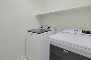 1725 N 211th Dr, Buckeye, AZ 85396 - Photo 21