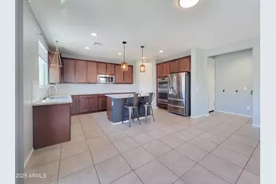 1725 N 211th Drive, Buckeye, AZ 85396 - Photo 7