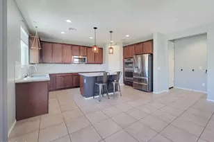 1725 N 211th Dr, Buckeye, AZ 85396 - Photo 7