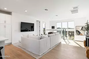 2121 W Sonoran Desert Dr, Phoenix, AZ 85085 - Photo 9