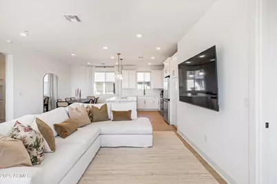 2121 W Sonoran Desert Drive #8, Phoenix, AZ 85085 - Photo 7