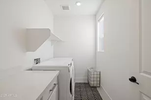 2121 W Sonoran Desert Dr, Phoenix, AZ 85085 - Photo 3