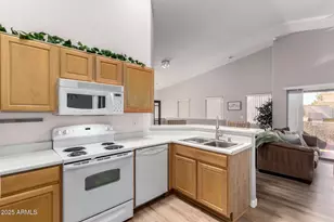 1406 W Emerald Ave, Mesa, AZ 85202 - Photo 7