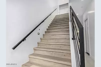 3109 N 39th Street #09, Phoenix, AZ 85018 - Photo 11