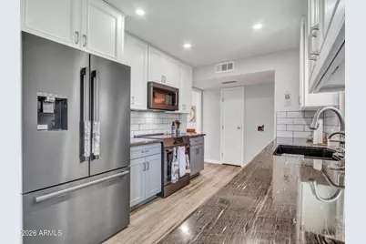 10306 W Hutton Drive, Sun City, AZ 85351 - Photo 25