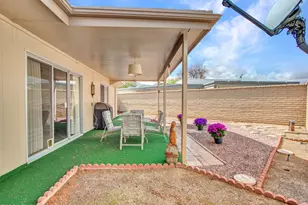 10306 W Hutton Dr, Sun City, AZ 85351 - Photo 15