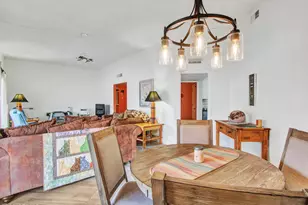 10306 W Hutton Dr, Sun City, AZ 85351 - Photo 13