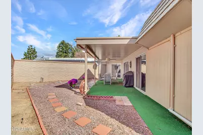 10306 W Hutton Drive, Sun City, AZ 85351 - Photo 19