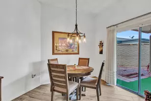 10306 W Hutton Dr, Sun City, AZ 85351 - Photo 11