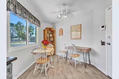 10306 W Hutton Drive, Sun City, AZ 85351 - Photo 21