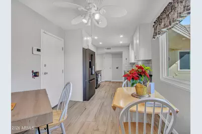 10306 W Hutton Drive, Sun City, AZ 85351 - Photo 23