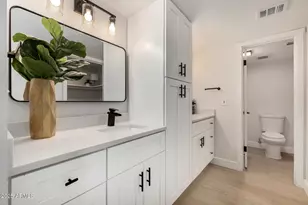 5526 N 77th Way, Scottsdale, AZ 85250 - Photo 11