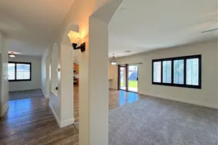 1637 W Green Tree Dr, San Tan Valley, AZ 85144 - Photo 15