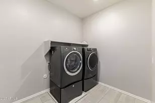 1970 W Desert Hollow Dr, Phoenix, AZ 85085 - Photo 31