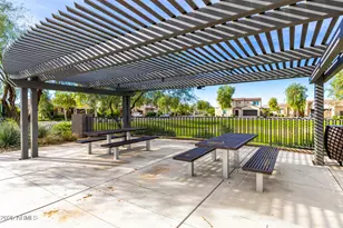 1970 W Desert Hollow Dr, Phoenix, AZ 85085 - Photo 35