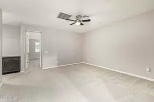 1970 W Desert Hollow Dr, Phoenix, AZ 85085 - Photo 23