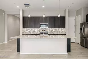 1970 W Desert Hollow Dr, Phoenix, AZ 85085 - Photo 13