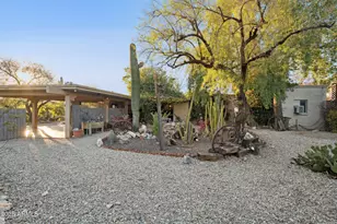 1720 E Pleasant Dr, Phoenix, AZ 85020 - Photo 19