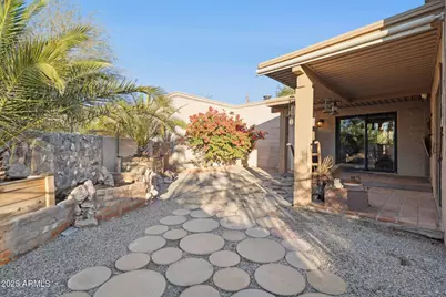 1720 E Pleasant Drive, Phoenix, AZ 85020 - Photo 31