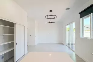 3109 N 39th St, Phoenix, AZ 85018 - Photo 9