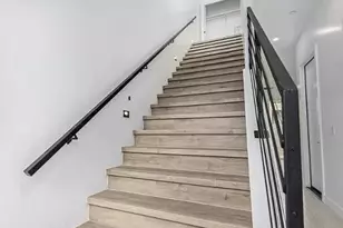 3109 N 39th St, Phoenix, AZ 85018 - Photo 11