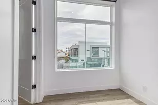 3109 N 39th St, Phoenix, AZ 85018 - Photo 13