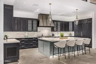 8330 N 74th Place, Scottsdale, AZ 85258 - Photo 11