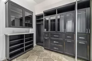 8330 N 74th Pl, Scottsdale, AZ 85258 - Photo 23