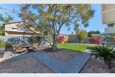 60 E Hoover Avenue, Phoenix, AZ 85004 - Photo 19