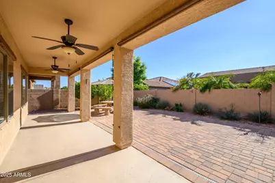 16035 W Clinton Street, Surprise, AZ 85379 - Photo 35