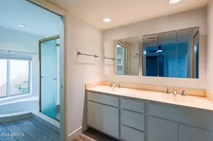 4630 E Palo Verde Dr, Phoenix, AZ 85018 - Photo 33