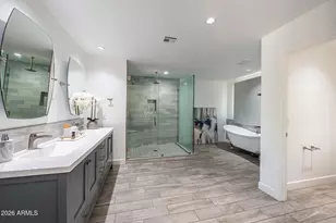 4630 E Palo Verde Dr, Phoenix, AZ 85018 - Photo 31