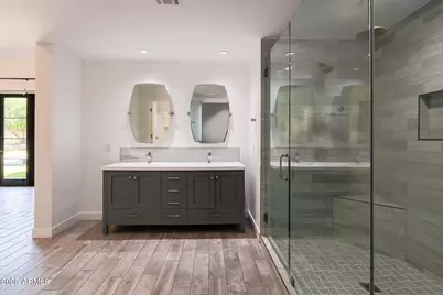 4630 E Palo Verde Drive, Phoenix, AZ 85018 - Photo 27