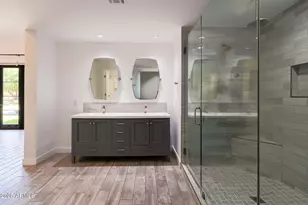 4630 E Palo Verde Dr, Phoenix, AZ 85018 - Photo 27