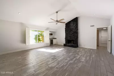 4630 E Palo Verde Drive, Phoenix, AZ 85018 - Photo 7