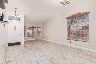 4055 E Arbor Avenue, Mesa, AZ 85206 - Photo 5