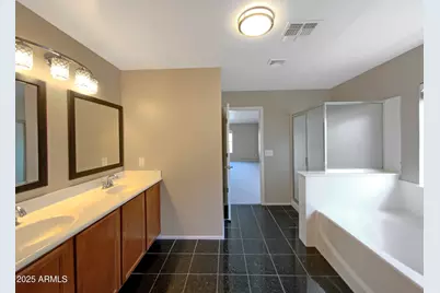 46057 W Dutchman Drive, Maricopa, AZ 85139 - Photo 15