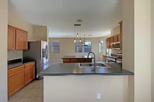 46057 W Dutchman Dr, Maricopa, AZ 85139 - Photo 9