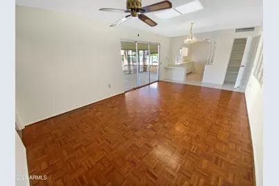 9806 W Hutton Drive, Sun City, AZ 85351 - Photo 3