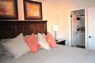 4303 E Cactus Rd, Phoenix, AZ 85032 - Photo 7