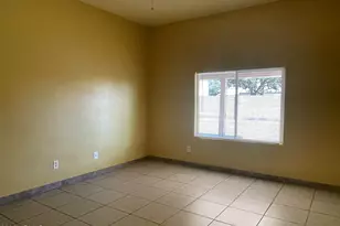 2629 N 63rd Dr, Phoenix, AZ 85035 - Photo 15