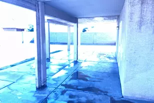 2629 N 63rd Dr, Phoenix, AZ 85035 - Photo 9