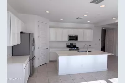 12471 W Forest Pleasant Place, Peoria, AZ 85383 - Photo 11