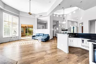 8400 E Dixileta Dr, Scottsdale, AZ 85266 - Photo 13