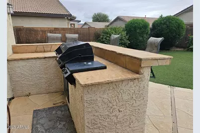 16833 W Bradford Way, Surprise, AZ 85374 - Photo 5