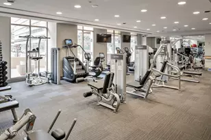 2402 E Esplanade Ln, Phoenix, AZ 85016 - Photo 27