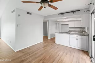 4727 W Continental Dr, Glendale, AZ 85308 - Photo 9