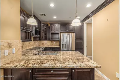 2482 E Roma Avenue, Phoenix, AZ 85016 - Photo 5